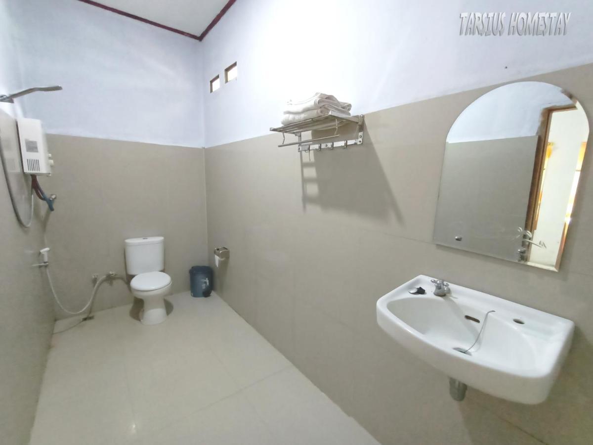Tarsius Home Stay Rinondoran Bagian luar foto