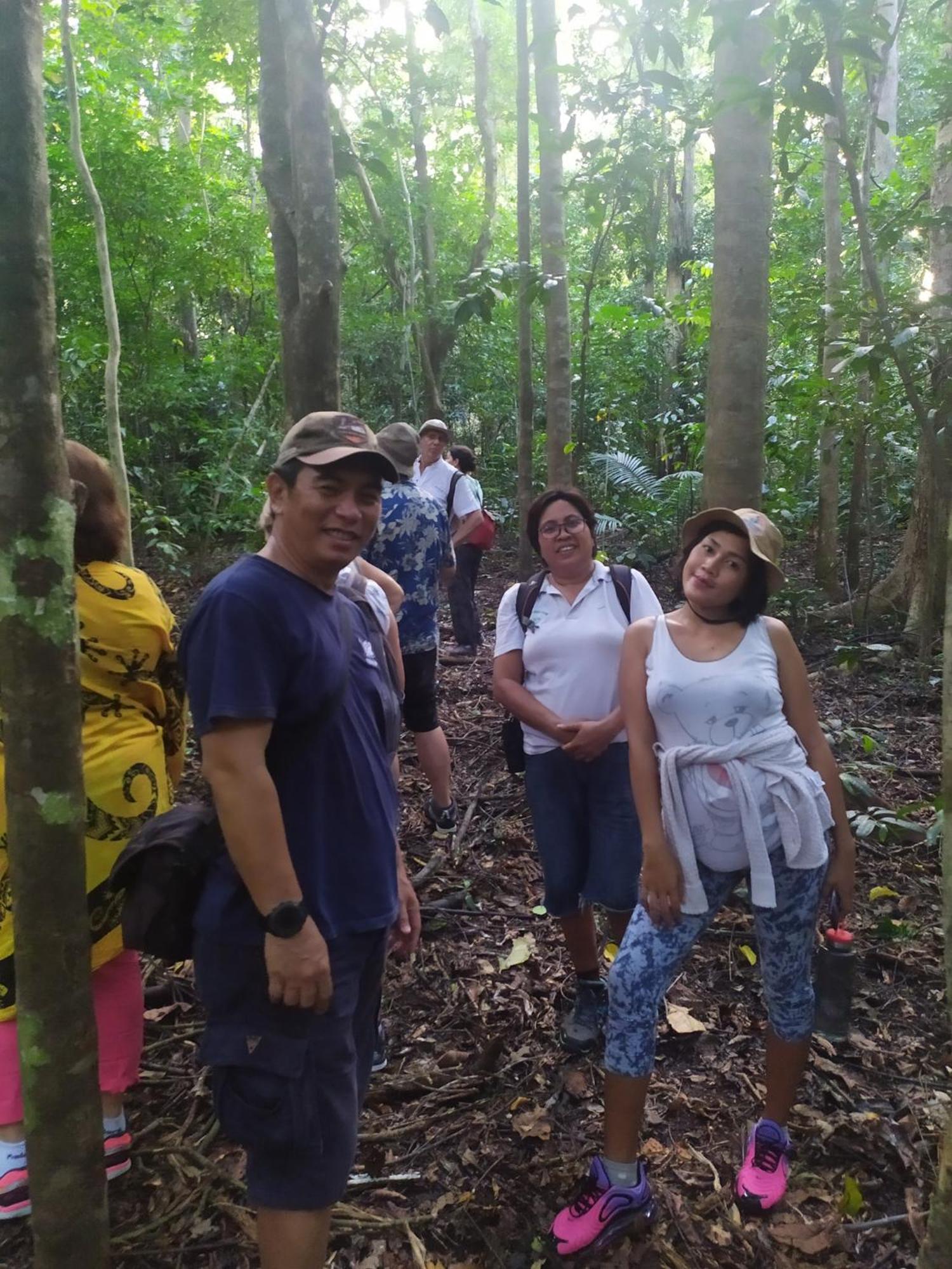 Tarsius Home Stay Rinondoran Bagian luar foto